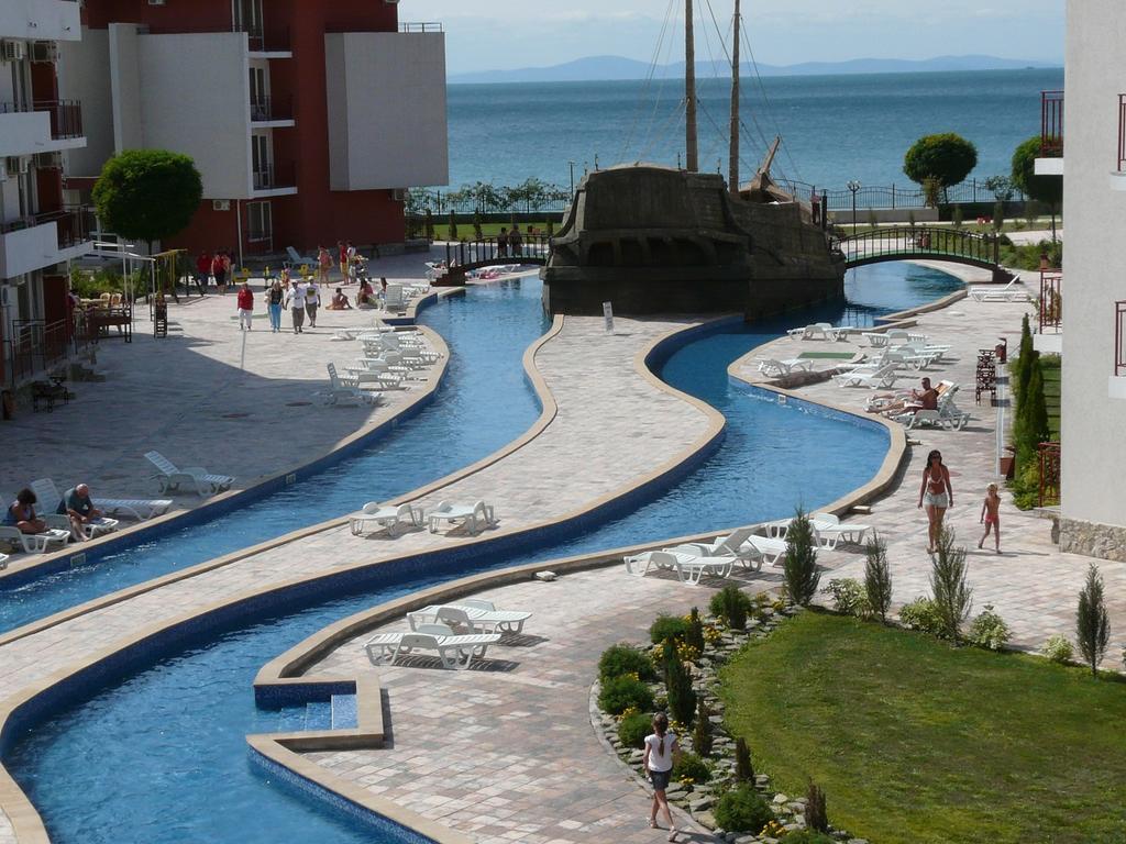 Private Apartments In Privilige Fort Beach เอเลนีเต ภายนอก รูปภาพ